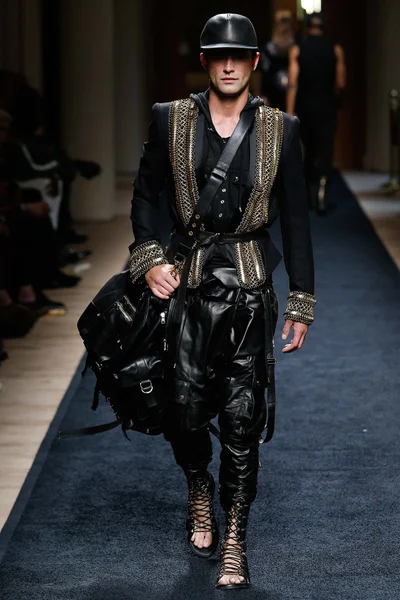 Look 55
